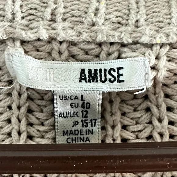 Amuse Society Tan Sweater 🦤 - Picture 2 of 2